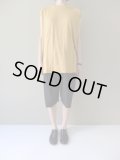 FIRMUM　16/-レーヨン混ネップ天竺ノースリーブプルオーバー　CHROME YELLOW