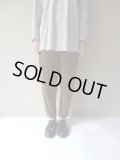 FIRMUM　コットン8ウェルヘヴィーコーデュロイテーパードパンツ　KHAKI BROWN