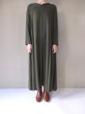  ◎NO CONTROL AIR　キュプラ強撚レーヨンカルゼ製品染めフレアロングドレス　Olive