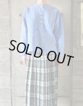 atelier naruse　リネンスモックブラウス　ミズイロ