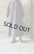  ○  atelier naruse　テックウールロングワンピース【na-F03087】ダークネイビー