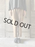  NO CONTROL AIR　梳毛ウール＆ポリエステル・ミディアムツイルテーパードパンツ【TG_NC0703PF】Khaki Brown