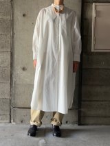  atelier naruse　コットンタイプライターロングシャツ【na-F02051】ホワイト