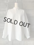 NO CONTROL AIR　ストレッチポリエステル・マットタイプライタータックスリーブシャツ【CA_NC0502SF】Off White