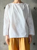  ● TISSU　100/2ブロード ボートネックプルオーバー【TS240SH082】シロ