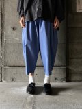  ● NO CONTROL AIR　ポリエステルタイプライタースーパーワイドテーパードパンツ【CA_NC1304PF】Milk Blue