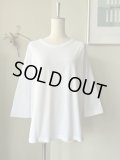 CLOSELY　back flared tee【CLO348】white