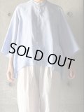  ○ NO CONTROL AIR　スラブトリアセテート・ガーゼ ノーカラーフレアシャツ【CA_NC1104S6】Pale Blue