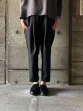  ● NO CONTROL AIR　ライトマットポリエステル・ツイル 1タックテーパードパンツ【DR_NC0303PF】Black