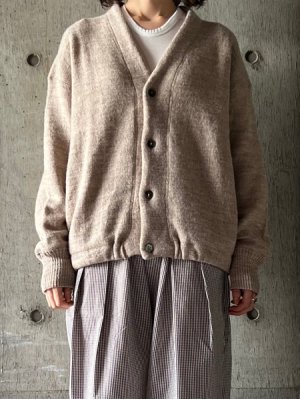 画像1: CLOSELY  stand V-neck cardigan【CLO374】beige