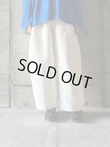 NO CONTROL AIR　マットポリエステル・リバースツイルダブルクロス モモヤマパンツ【DR_NC2007PF】Off White