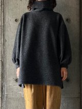 PARIS DE AOUNE　スライバーニットオフタートルロングPO【PA244CT009】TOPチャコール