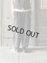atelier naruse　リネンタックパンツ【na-f05105】チャコール