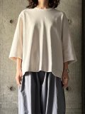  ◯ NO CONTROL AIR　強撚コットン・接結リバーニット クルーネックプルオーバー【LE_NC0404T5】Ecru
