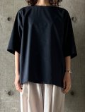 ◯ FIRMUM　ラミー＆ソロテックス・マットトロピカル ボートネックブルオーバー【LE_FR0102PO】NAVY