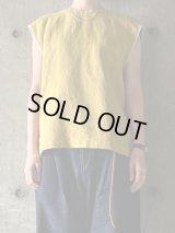 atelier naruse　リネンノースリーブブラウス +リブ【na-f02075】mustard