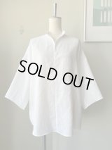  NO CONTROL AIR　スラブトリアセテート・ガーゼ スタンドカラープルオーバー【LE_NC1111PO】White