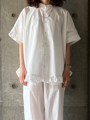 画像1: UNIVERSAL SEVEN　ナチュラルタイプライター フリルシャツ 【US252SH025】シロ