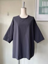 NO CONTROL AIR　ストレッチポリエステル・マットタイプライター 5分袖オーバーサイズシャツ【SN_NC0509PO】Dark Grey