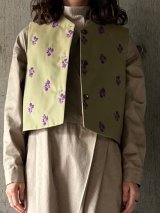 nooy　フラワースタンプベスト【NTP25A01】olive