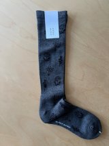 atelier naruse　コットンウール 〜monotone flower〜 着圧ソックス【naya-76】gray
