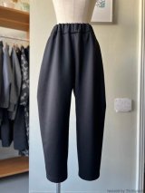 NO CONTROL AIR　ポリエステル・スプリンギィ ダンボールニット モモヤマパンツ【SN_NC2108TP】Black