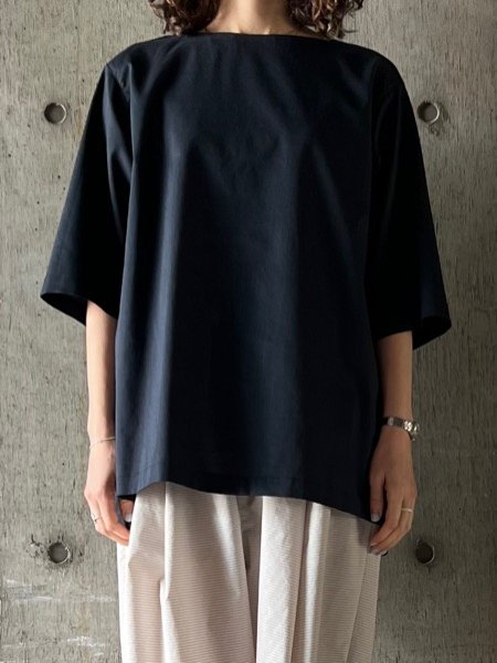 画像1: FIRMUM　ラミー＆ソロテックス・マットトロピカル ボートネックブルオーバー【LE_FR0102PO】NAVY (1)