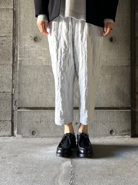 画像1: NO CONTROL AIR　ポリエステル＆レーヨン・クリア ツイル・キルト テーパードパンツ【SN_NC0403PF】Off White (1)